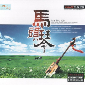 美女扒开尿口无遮挡教师厕所
